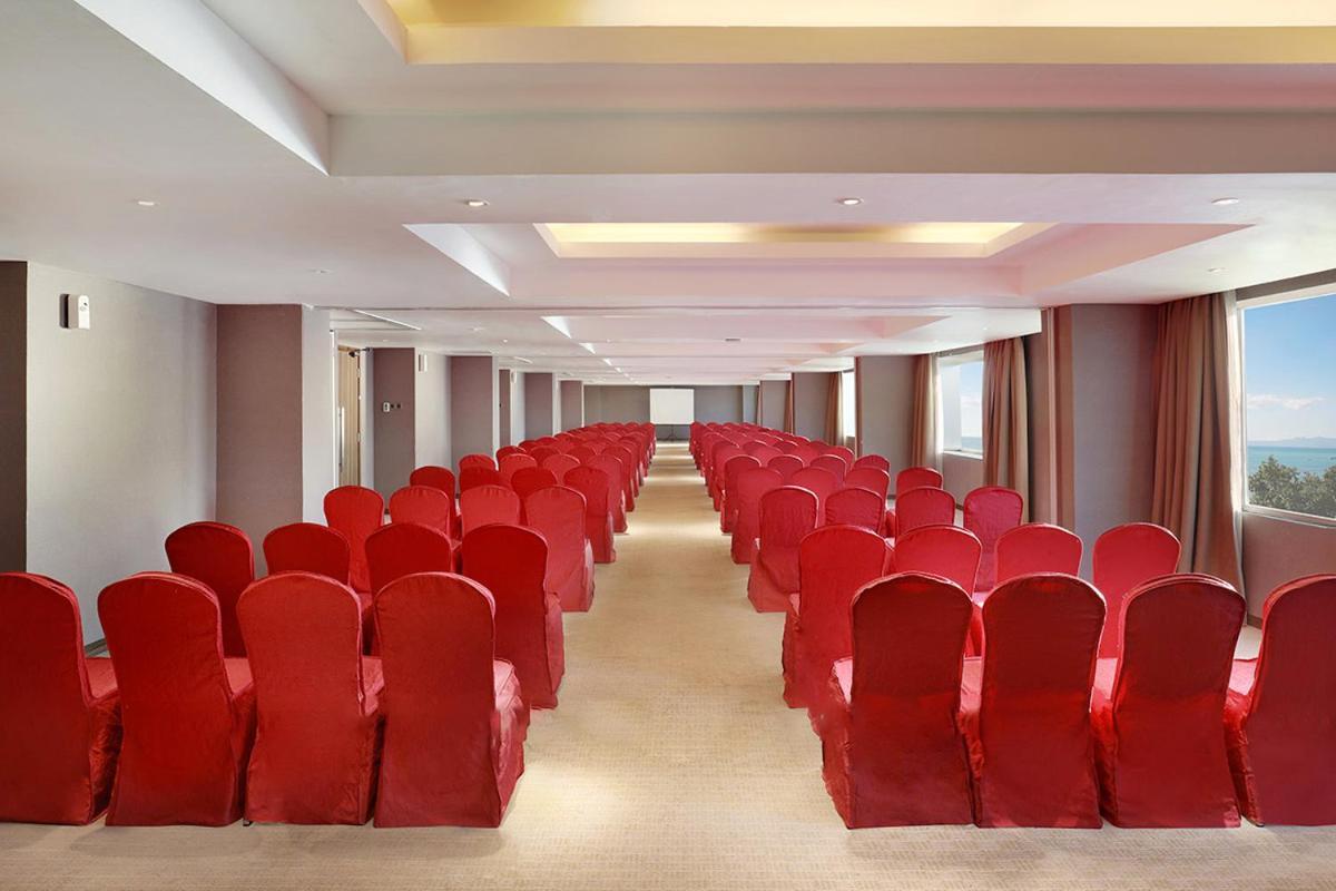 แอสตัน คูปัง โฮเต็ล แอนด์ คอนเวนชั่น เซ็นเตอร์ Hotel กูปัง ภายนอก รูปภาพ